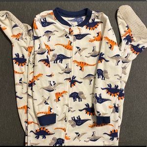 Boys Carter Dinosaur onesie pj in size 5
